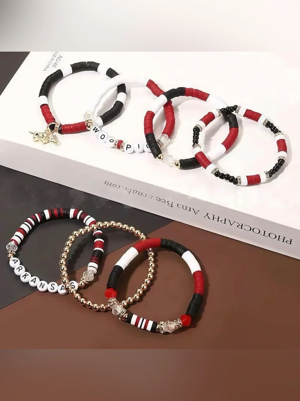 🆕 University of Arkansas 7pc Beaded Bracelet Set